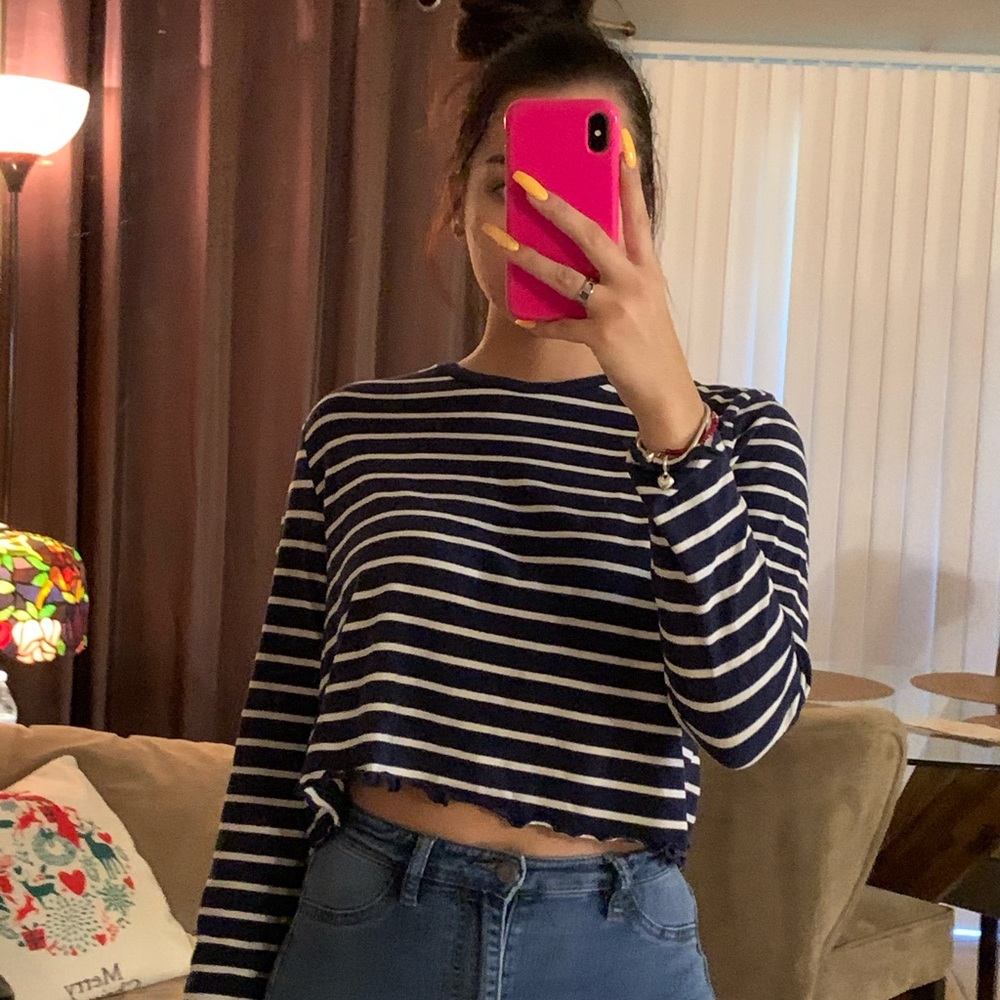 Blue and white frilly crop top